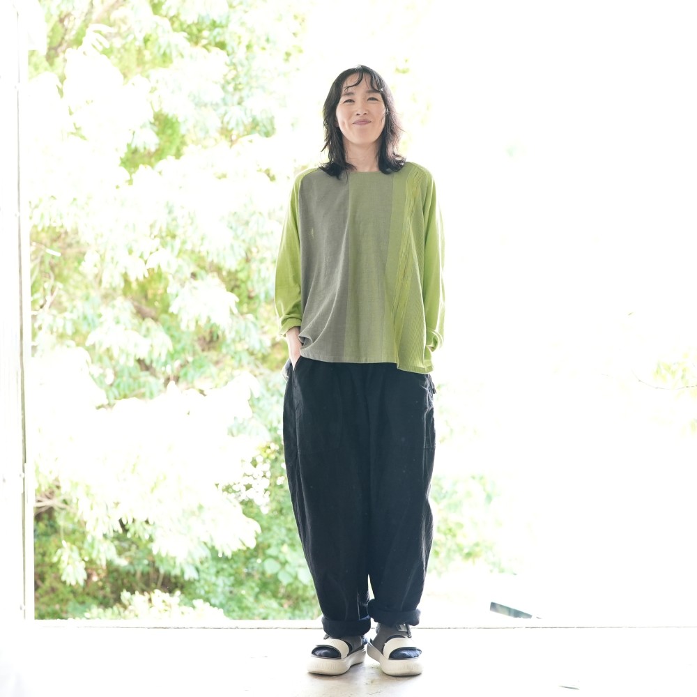 美品、tamaki niime、ふわり、最終価格‼️ tamaki niime タマキニイメ 「 fuwa-T ALL 0 Vネック FWA0